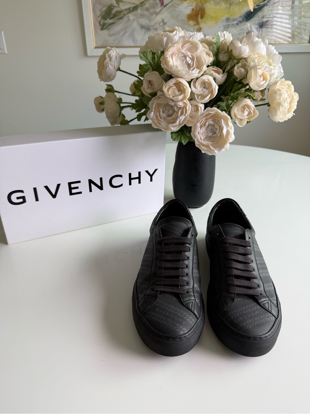 Givenchy Men’s Black Low-Top Logo-Embossed Sneakers